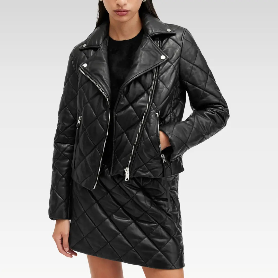 Front view of the Dalby black quilted moto leather jacket, featuring zippered pockets and polished biker collar detailing.